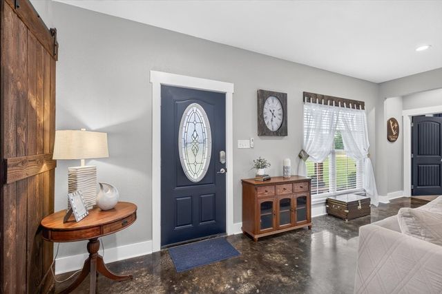114 Lakewood Road, Trinidad, TX 75163