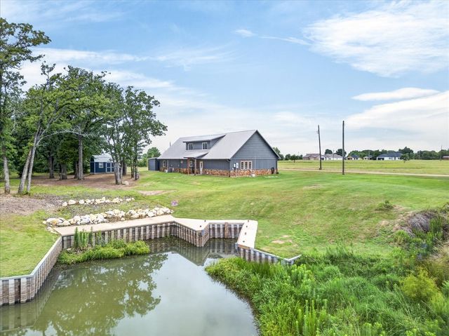 114 Lakewood Road, Trinidad, TX 75163