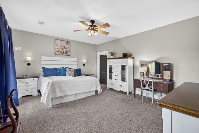 114 Lakewood Road, Trinidad, TX 75163