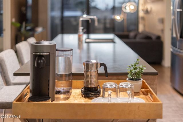 2300 E CAMPBELL Avenue 218, Phoenix, AZ 85016