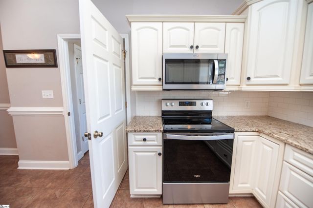450 Meadow Road, Inman, SC 29349