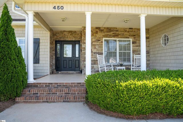 450 Meadow Road, Inman, SC 29349
