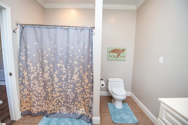 450 Meadow Road, Inman, SC 29349