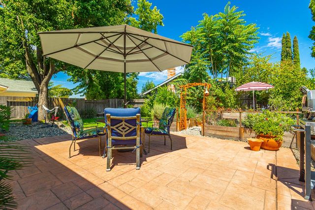 11053 Cilker River Way, Rancho Cordova, CA 95670