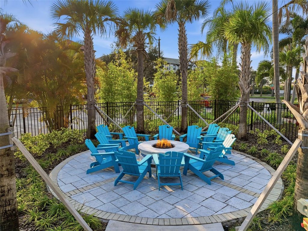 Image 34 of property listing at 4114 BREAKVIEW DRIVE 20802, Orlando, FL 32819