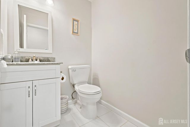 137 Redpine Loop, Old Bridge, NJ 08857