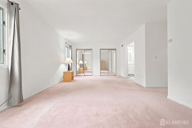 137 Redpine Loop, Old Bridge, NJ 08857