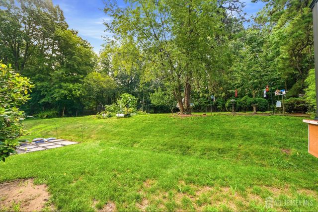 137 Redpine Loop, Old Bridge, NJ 08857