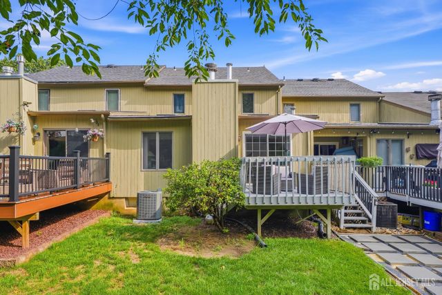 137 Redpine Loop, Old Bridge, NJ 08857
