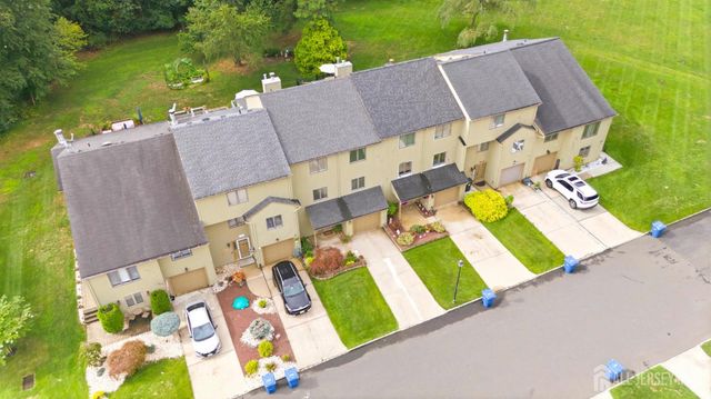 137 Redpine Loop, Old Bridge, NJ 08857