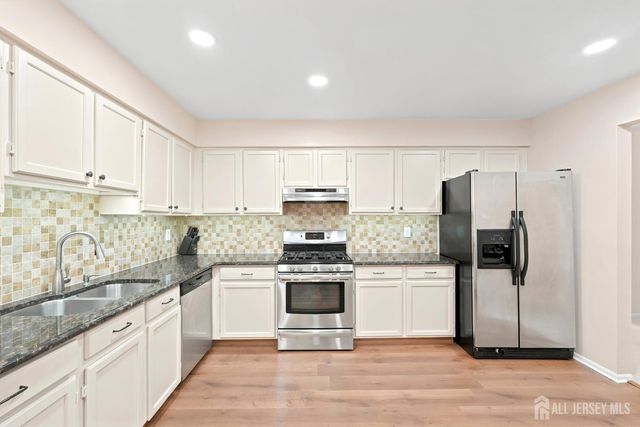 137 Redpine Loop, Old Bridge, NJ 08857