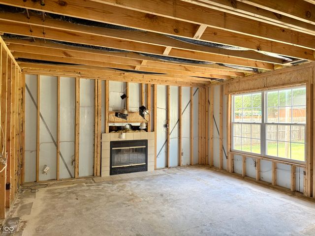 1025 Killian, Mooresville, IN 46158