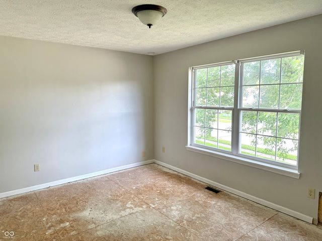 1025 Killian, Mooresville, IN 46158