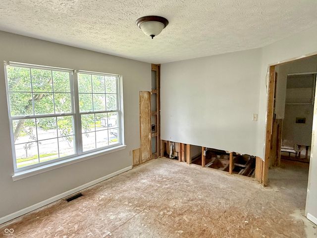 1025 Killian, Mooresville, IN 46158