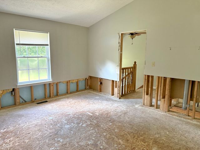 1025 Killian, Mooresville, IN 46158
