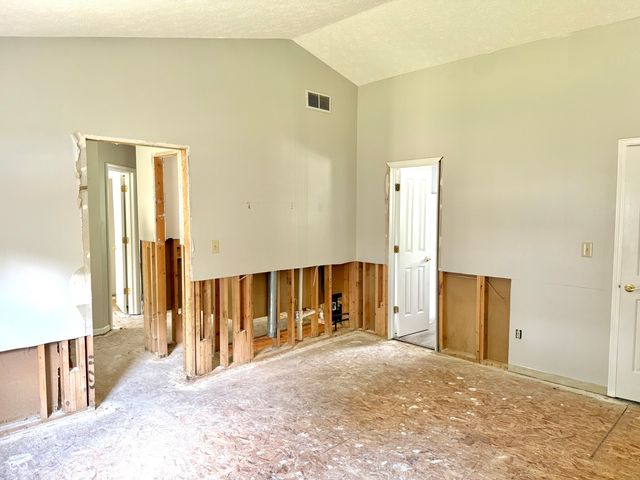 1025 Killian, Mooresville, IN 46158