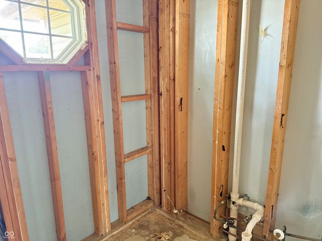 1025 Killian, Mooresville, IN 46158