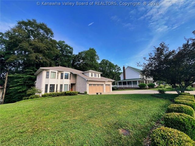 13 Cottonwood Drive, Pinch, WV 25071