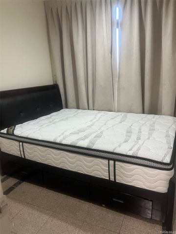 3521 Farrington Street 2FL, Flushing, NY 11354