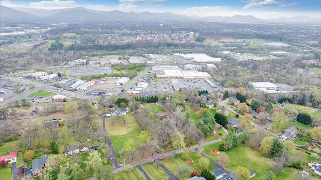 4125 Belle Aire CIR, Roanoke, VA 24018