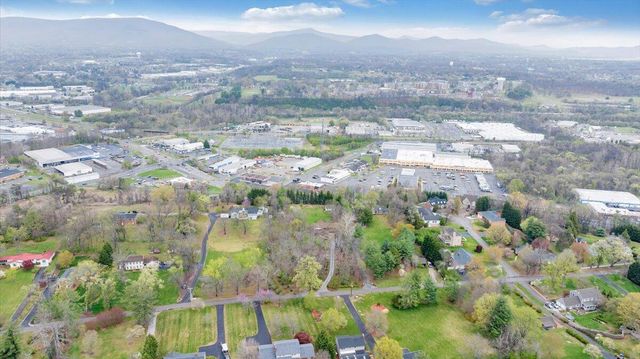 4125 Belle Aire CIR, Roanoke, VA 24018