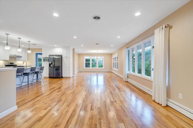 4125 Belle Aire CIR, Roanoke, VA 24018