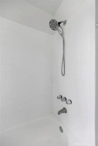 17405 Kornblum Avenue, Torrance, CA 90504