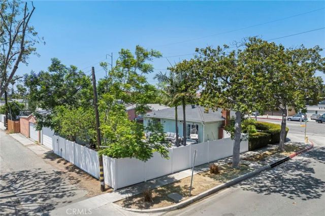 17405 Kornblum Avenue, Torrance, CA 90504