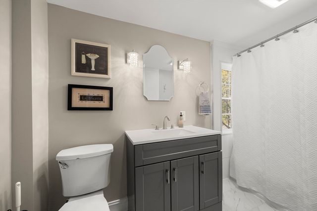 17 Dalton, Holbrook, MA 02343