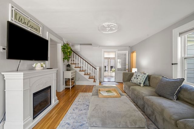 17 Dalton, Holbrook, MA 02343