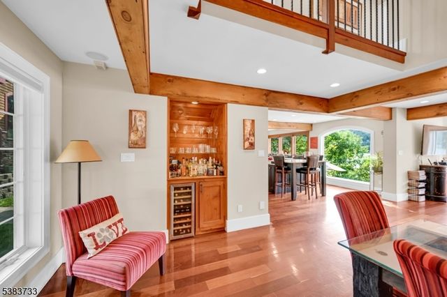 10 Van Orden Ln, Greenwood Lake, NY 10925