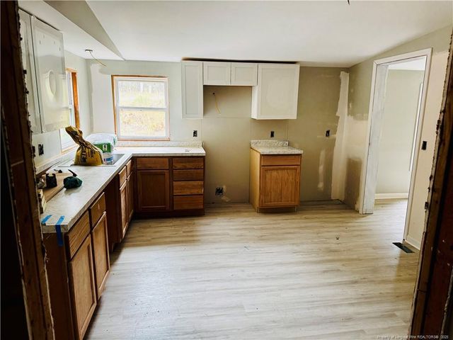 581 Ed Thomas Road, Cameron, NC 28326