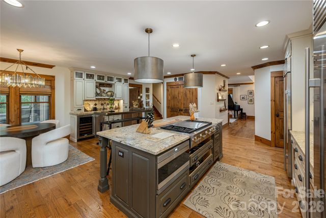 345 Prospect Drive, Burnsville, NC 28714