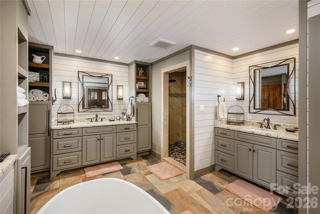 345 Prospect Drive, Burnsville, NC 28714