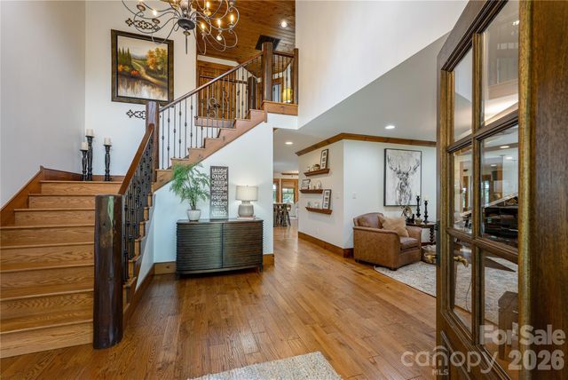 345 Prospect Drive, Burnsville, NC 28714
