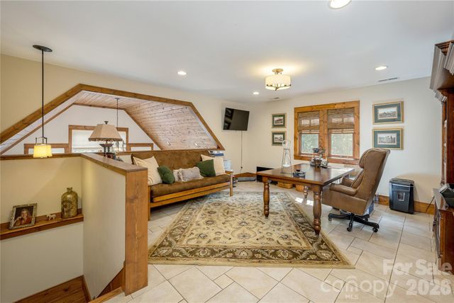 345 Prospect Drive, Burnsville, NC 28714