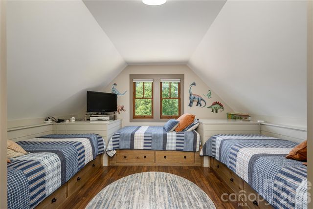 345 Prospect Drive, Burnsville, NC 28714