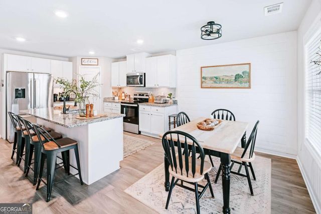 121 Mountain Creek Drive, Maysville, GA 30558