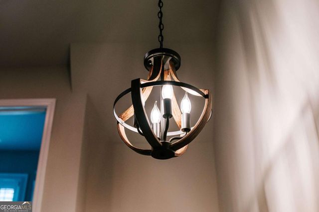 121 Mountain Creek Drive, Maysville, GA 30558