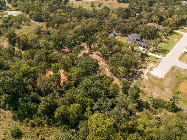 7730 Marys Way, Bryan, TX 77808