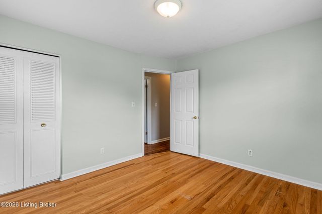 6201 Rocky Mountain Dr, Louisville, KY 40228