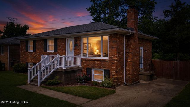6201 Rocky Mountain Dr, Louisville, KY 40228