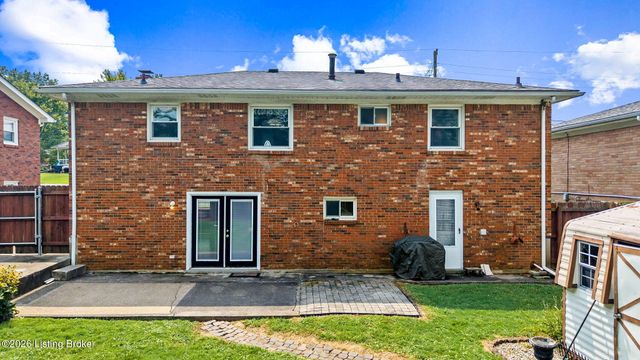 6201 Rocky Mountain Dr, Louisville, KY 40228