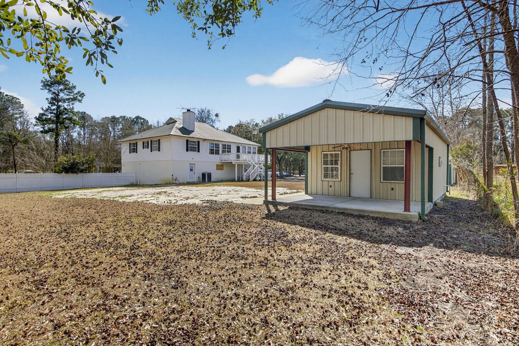 Image 49 of property listing at 100 Hazel Drive, Summerville, SC 29483