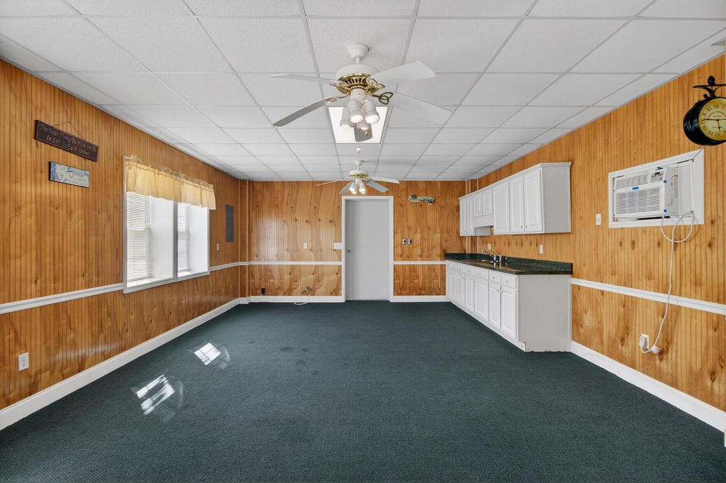 Image 50 of property listing at 100 Hazel Drive, Summerville, SC 29483