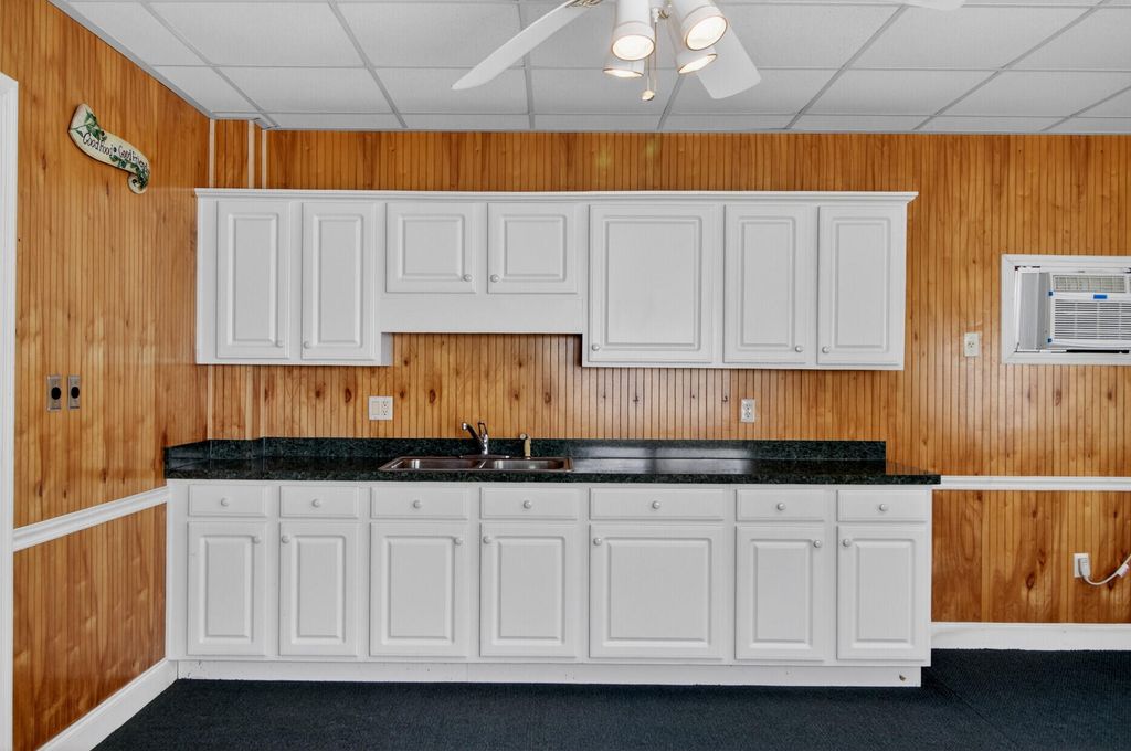 Image 51 of property listing at 100 Hazel Drive, Summerville, SC 29483