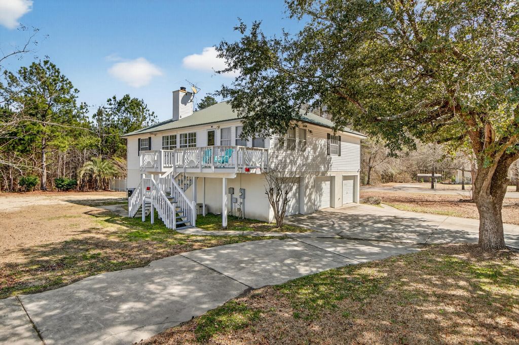 Image 52 of property listing at 100 Hazel Drive, Summerville, SC 29483