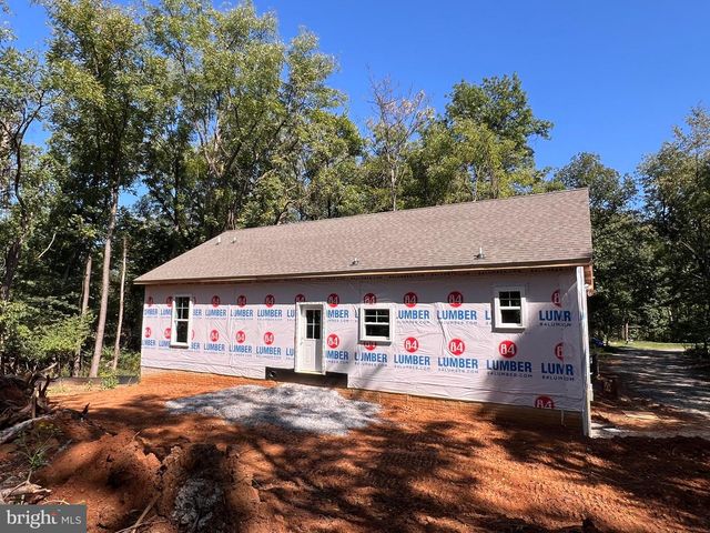 137 DAWN LN, Harpers Ferry, WV 25425
