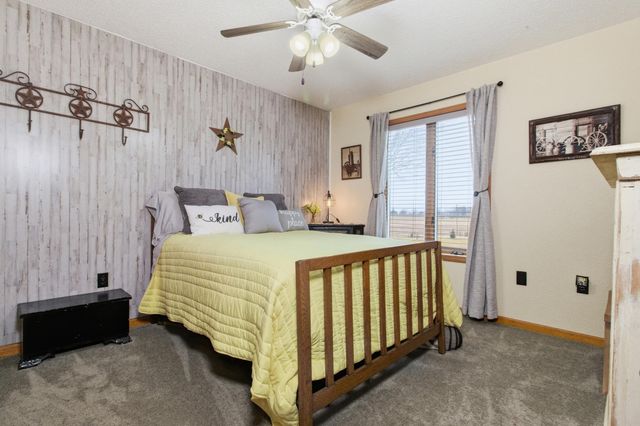 2190 St Highway 181, Dora, MO 65637