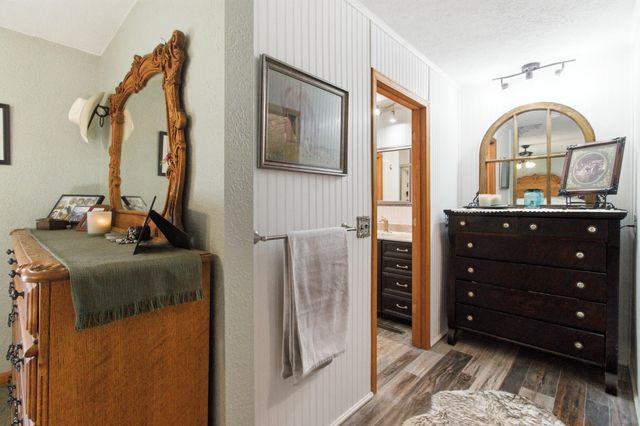 2190 St Highway 181, Dora, MO 65637